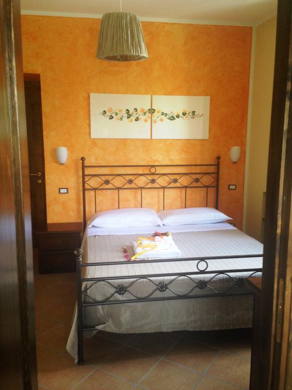 Bed and Breakfast Al Casale Dei Nonni à Laureana Cilento Extérieur photo