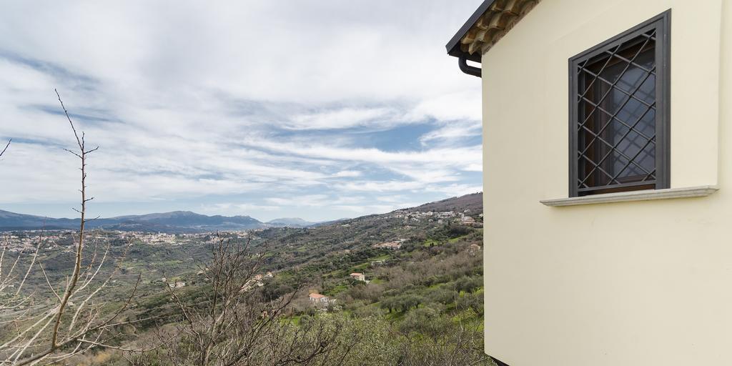 Bed and Breakfast Al Casale Dei Nonni à Laureana Cilento Extérieur photo