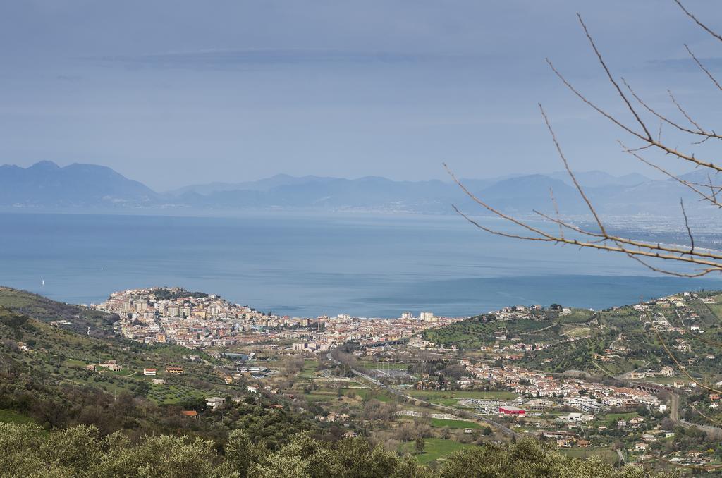 Bed and Breakfast Al Casale Dei Nonni à Laureana Cilento Extérieur photo